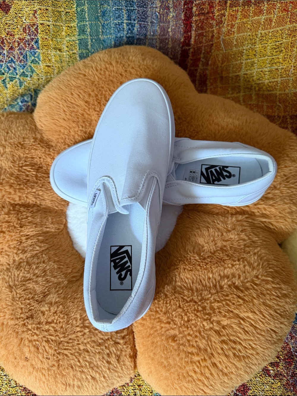 ☁️Vans White Classic Slip-On Canvas Sneakers